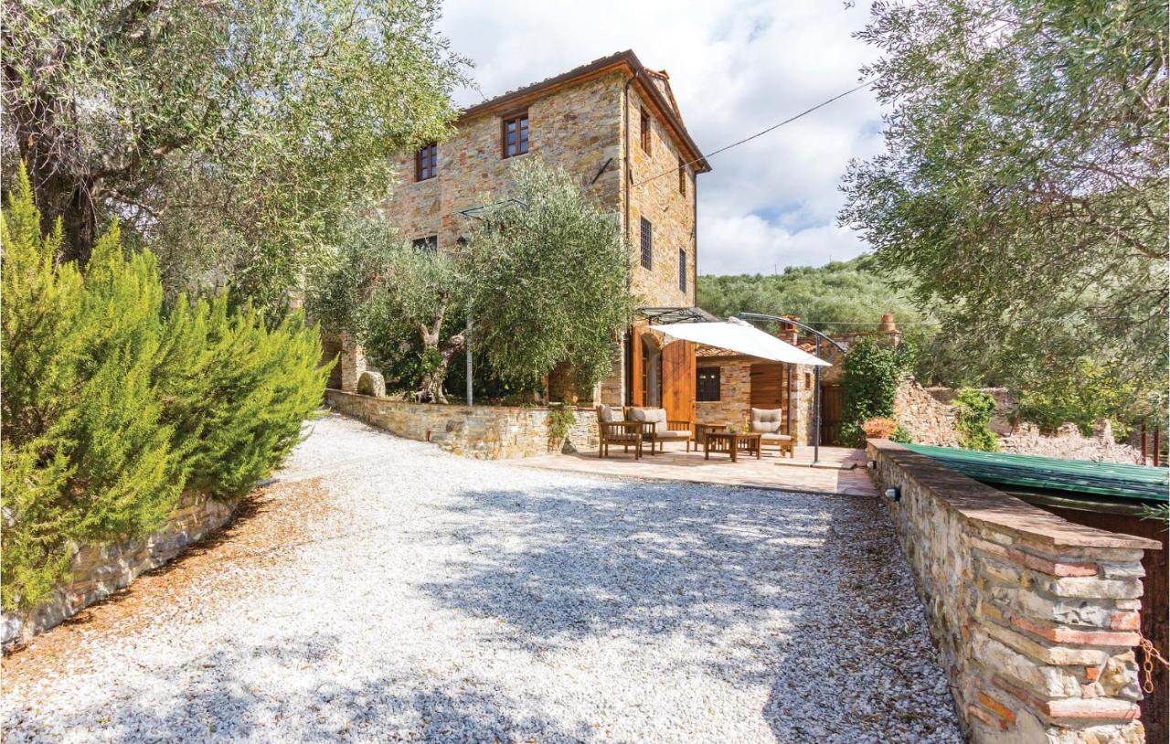 Beautiful Home In Pieve A Elici -Lu- With Kitchen Массароза Екстер'єр фото