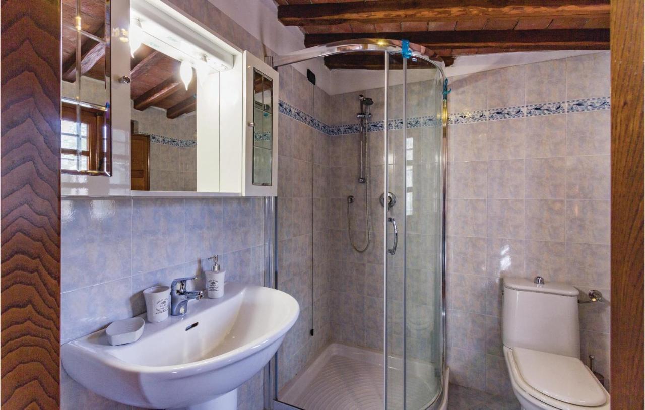 Beautiful Home In Pieve A Elici -Lu- With Kitchen Массароза Екстер'єр фото