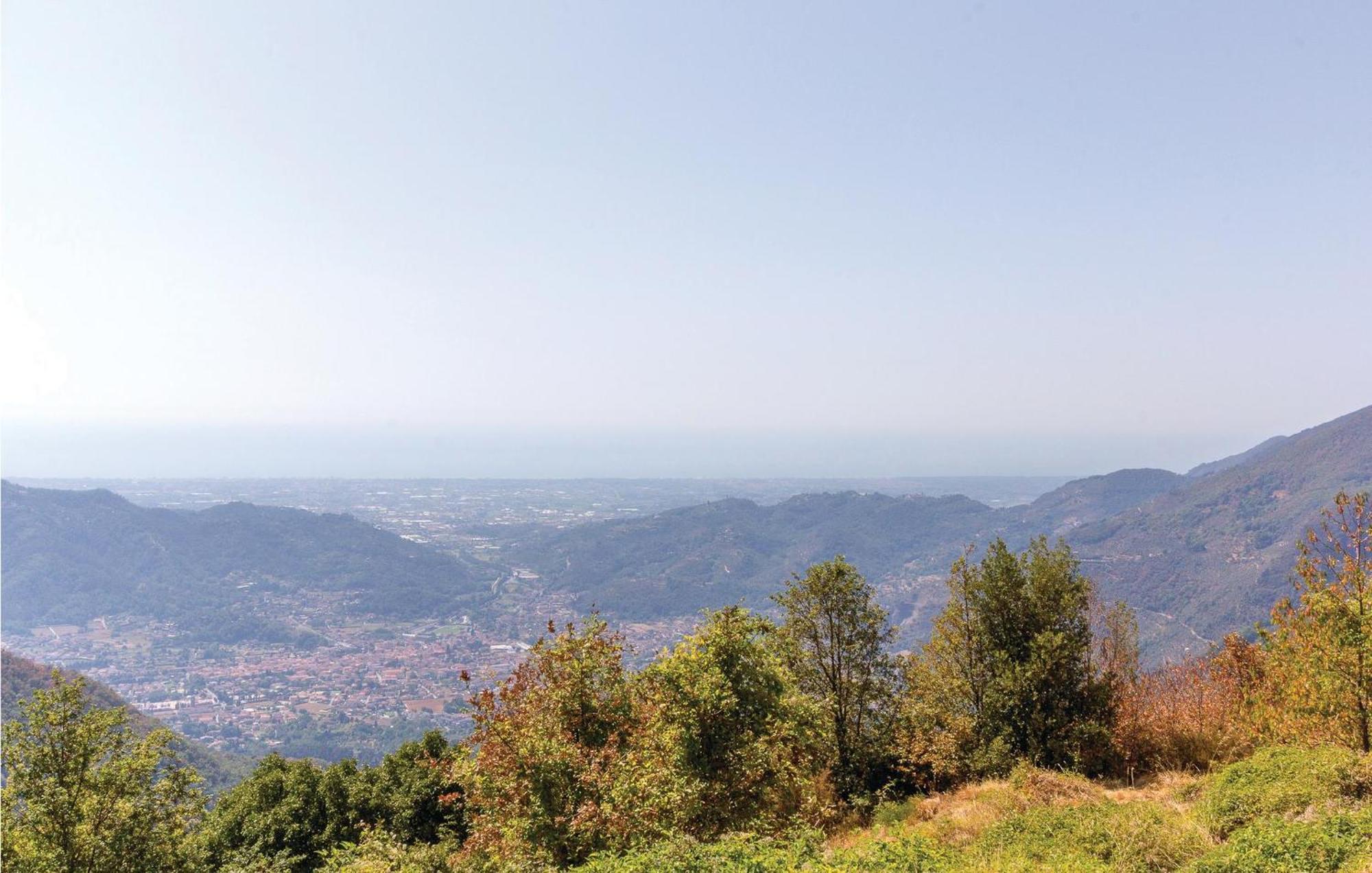 Beautiful Home In Pieve A Elici -Lu- With Kitchen Массароза Екстер'єр фото